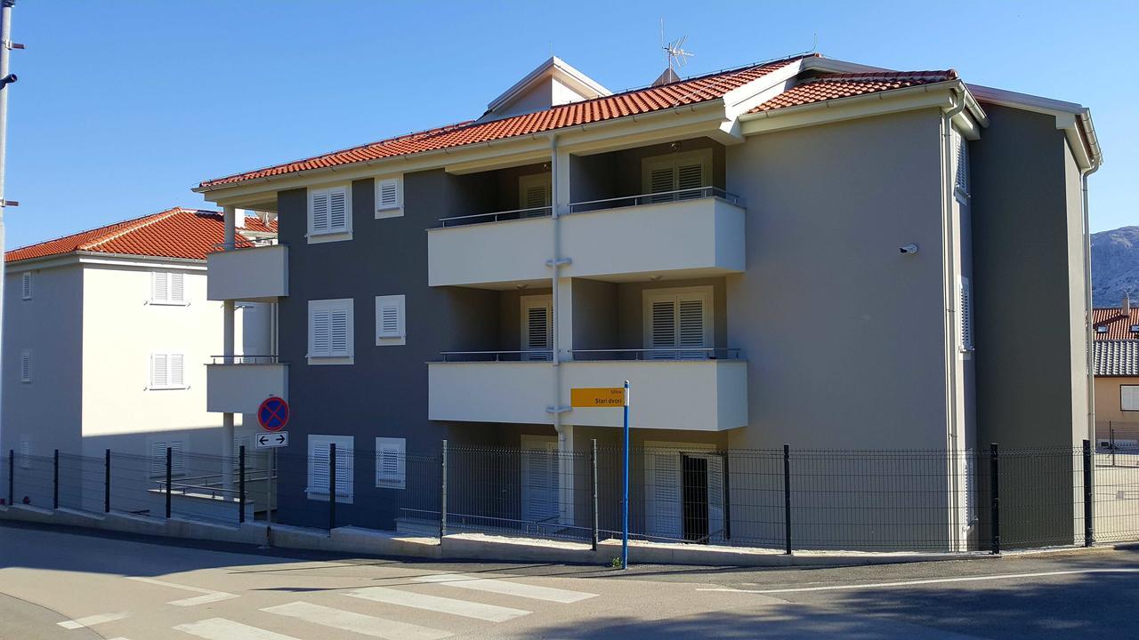 Apartments Crnekovic Tomislava 8A Baška Exterior foto